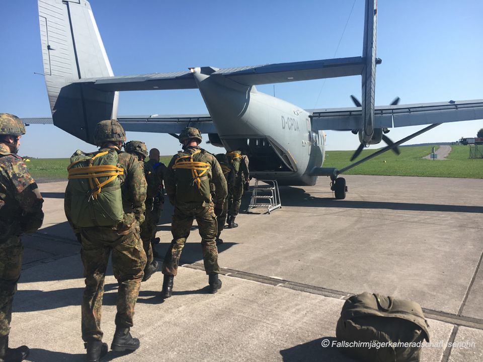 Tag der Fallschirmjäger 2018 Luftfahrzeug