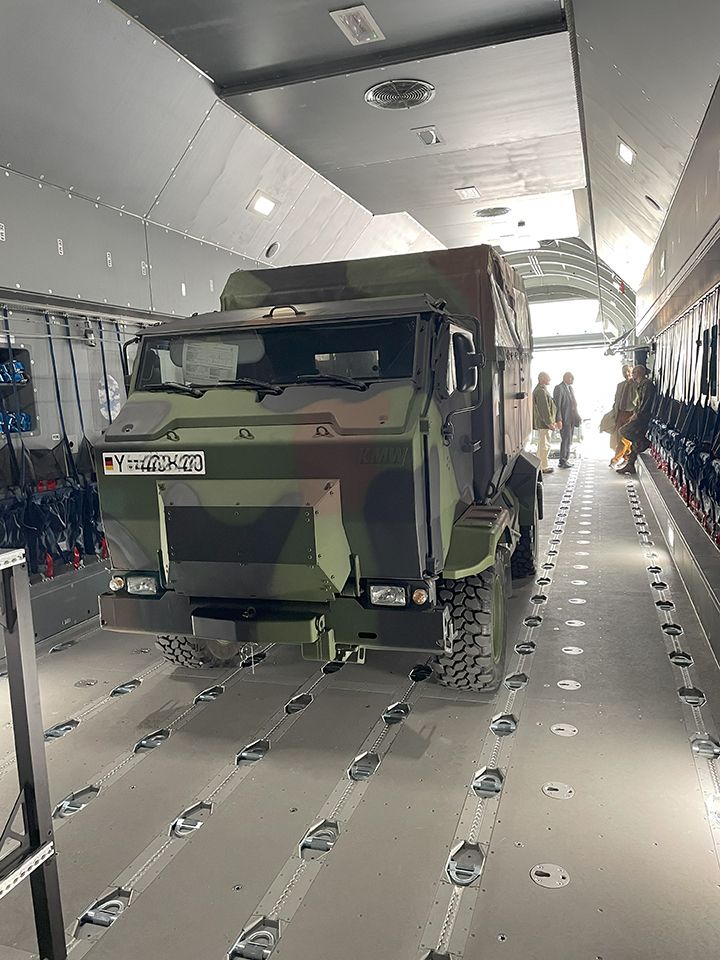 Tag der Fallschirmjäger 2023, Luftlande- und Lufttransportschule