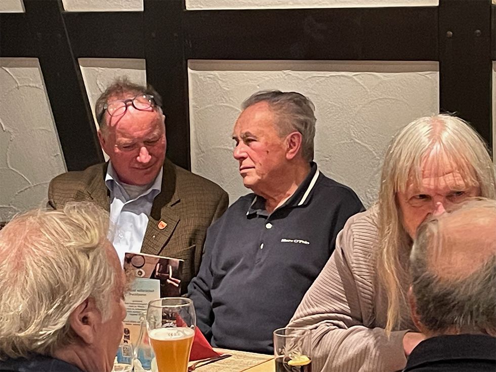 Fallschirmjägerstammtisch Iserlohn Dezember 2024 Weihnachtsessen