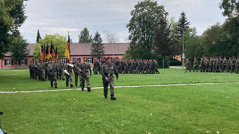 Tag der Fallschirmjäger 2023, Luftlande- und Lufttransportschule