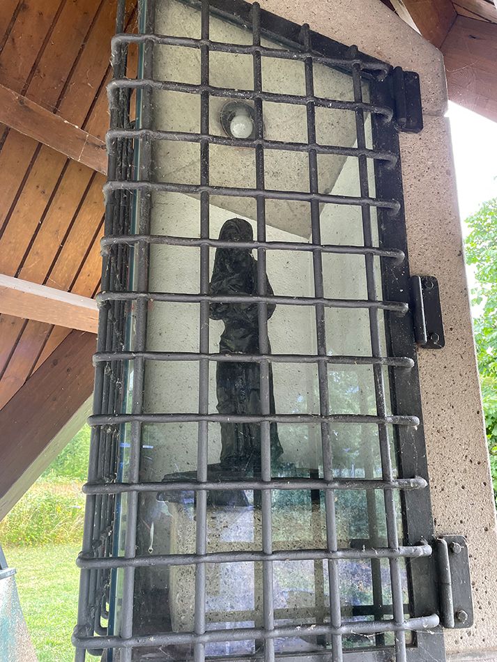 Schwarze Madonna, Kriegsgefangenenlager Rheinwiesen, Remagen 2023