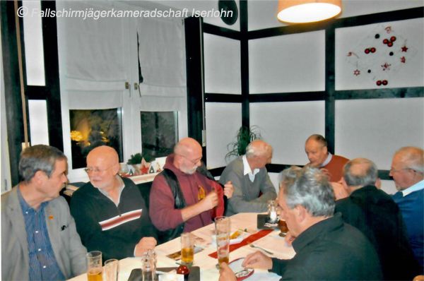 Weihnachtsfeier 2015 Gespräche