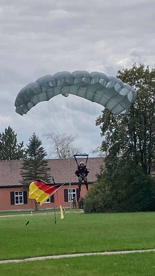 Tag der Fallschirmjäger 2023, Luftlande- und Lufttransportschule