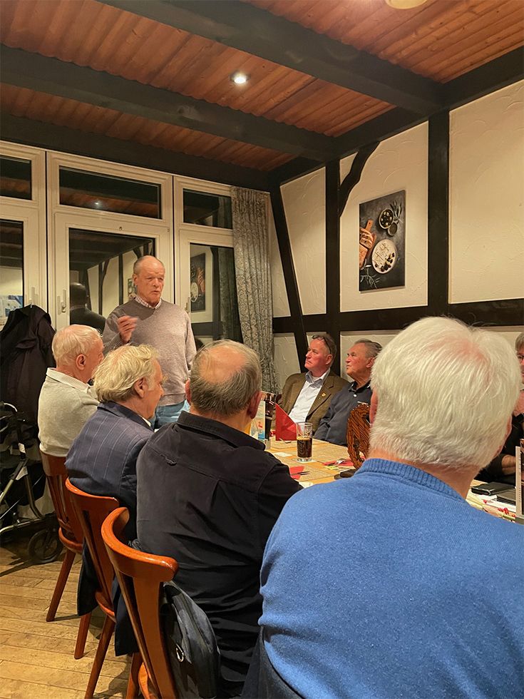 Fallschirmjägerstammtisch Iserlohn Dezember 2024 Weihnachtsessen